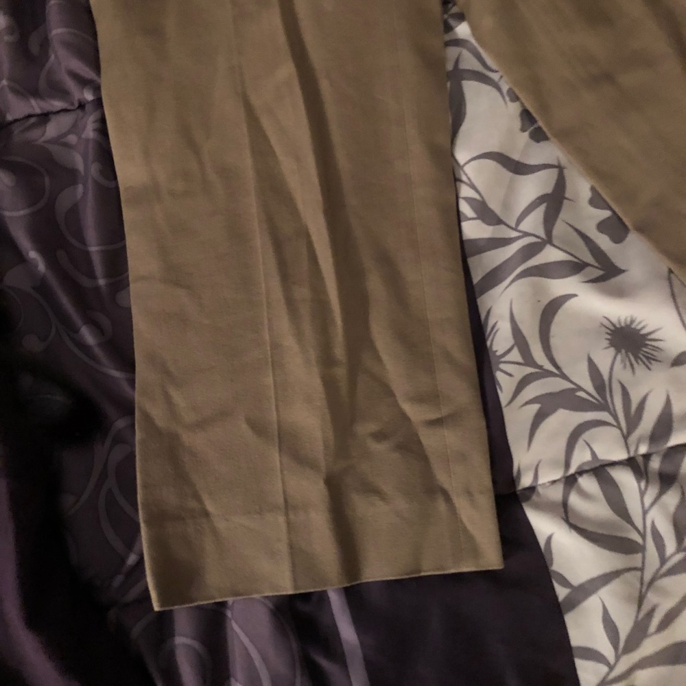 Tan pants - Picture 4 of 6